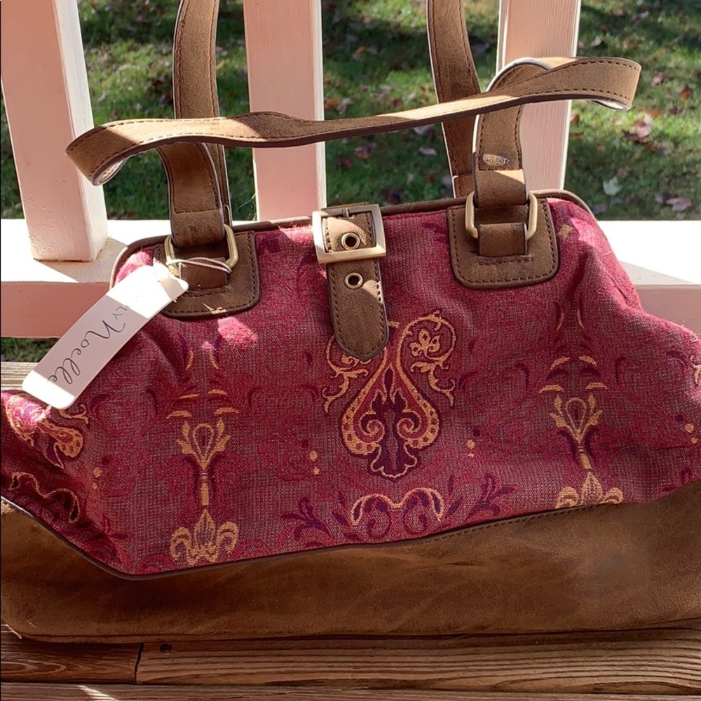 NWT simply noelle purse!